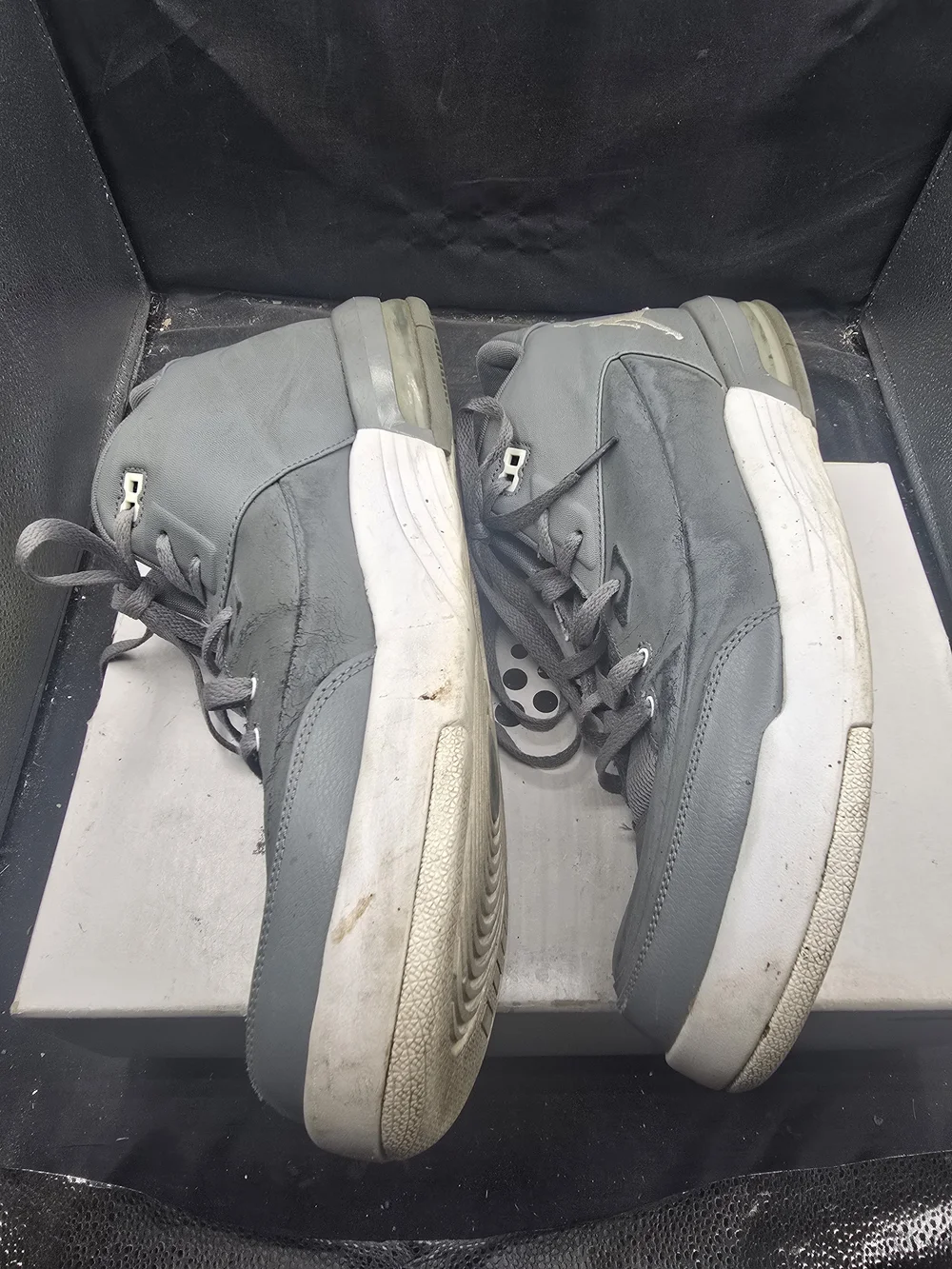 Jordan Men's Grey Low-Top‎ Sneakers